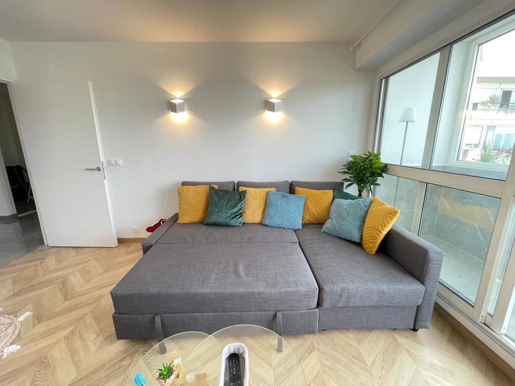Paris Pantin Magnifique Appartement 4 Pieces De 108M2 Avec 2 Parking Interieur - Tres Cosy Pour 1 A 12 Personnes - Entierement Refait A Neuf Entire Apartment Luxurious And Warm - Pantin Paris 19 Eme Free Wifi Gratuit Exterior foto