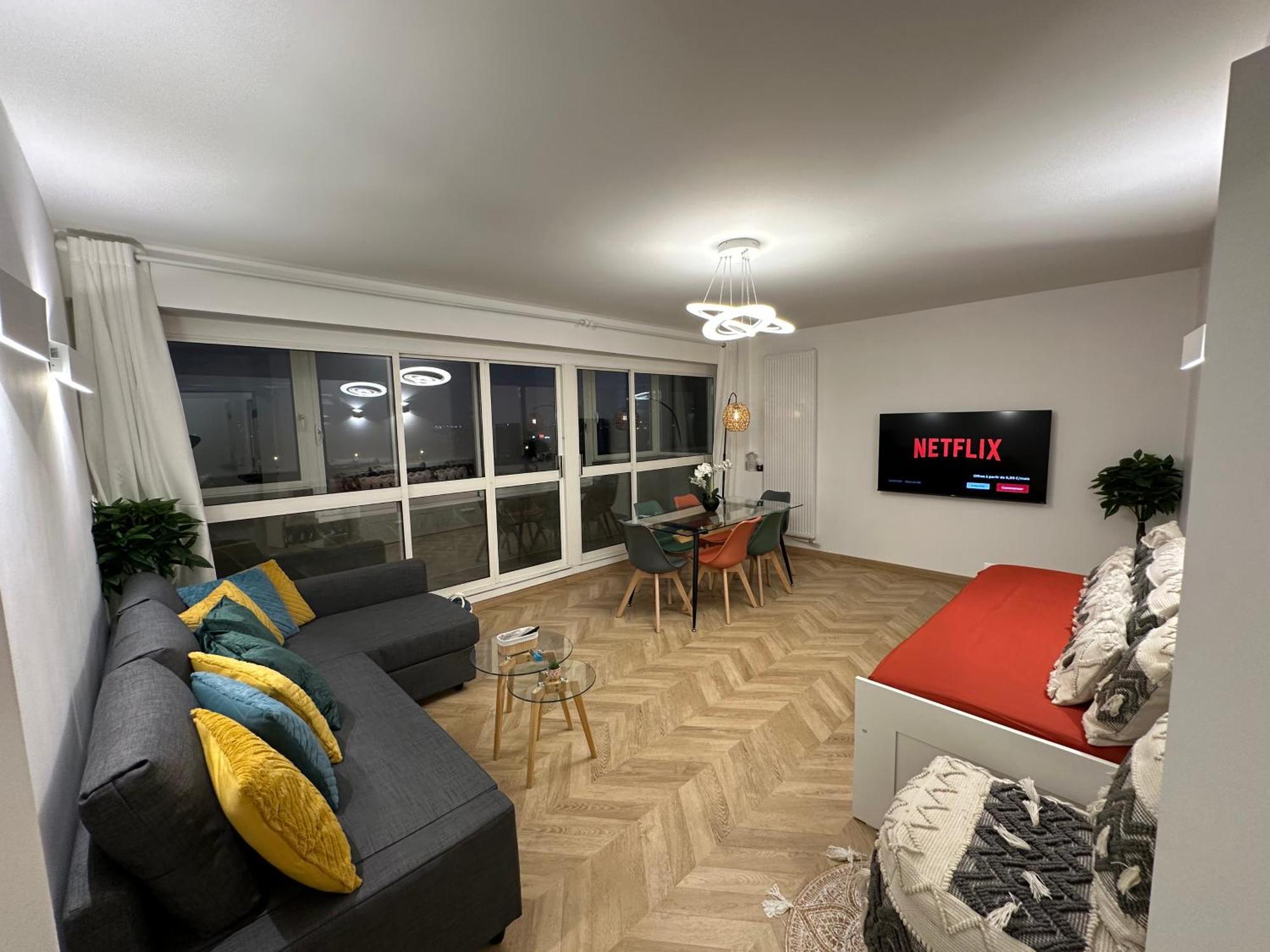 Paris Pantin Magnifique Appartement 4 Pieces De 108M2 Avec 2 Parking Interieur - Tres Cosy Pour 1 A 12 Personnes - Entierement Refait A Neuf Entire Apartment Luxurious And Warm - Pantin Paris 19 Eme Free Wifi Gratuit Exterior foto